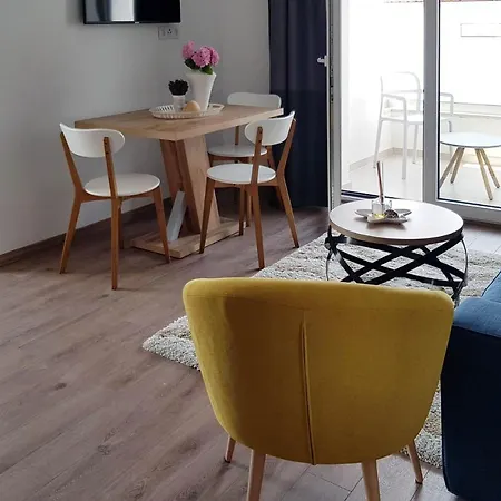 Marisa Hvar * 흐바르