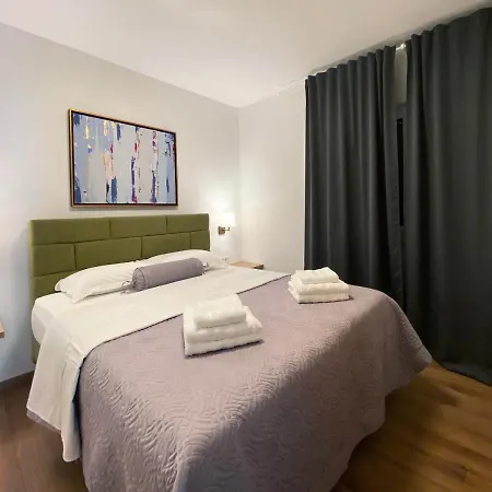 Marisa Hvar Хвар