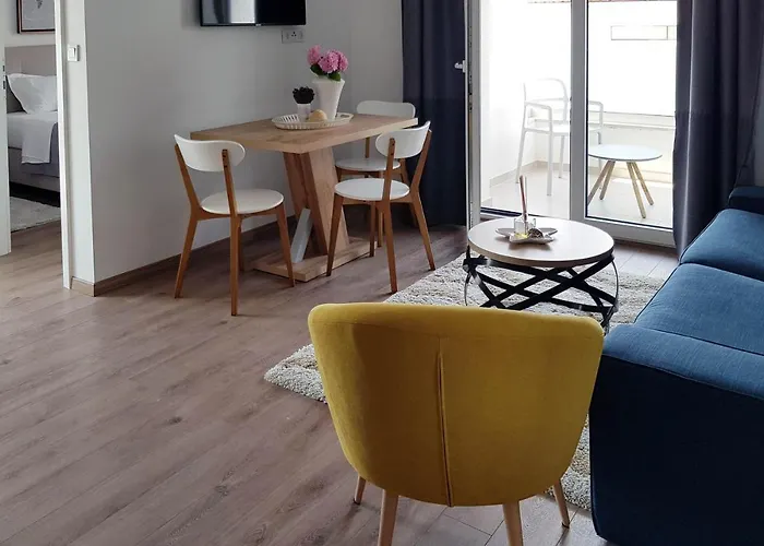 Marisa Hvar * Hvar Town